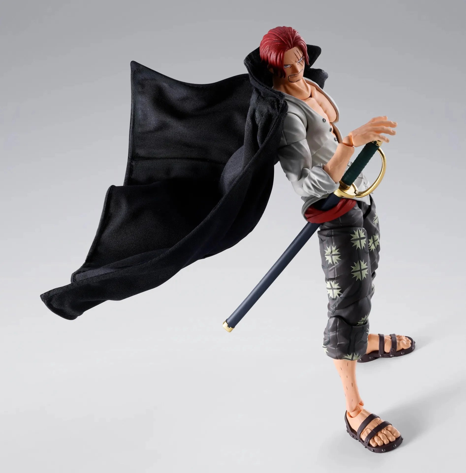 ONE PIECE - Shanks „Marineford“ - S.H.Figuarts Figur 16,5 cm