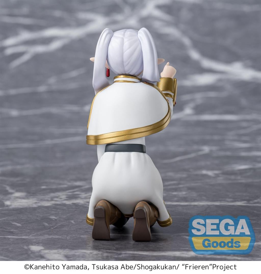 FRIEREN - Frieren Poking Something - Figure PM Perching 10cm